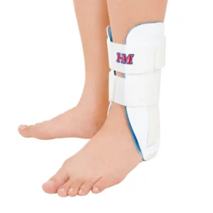 Chevillière ice d'immobilisation à coque latérale